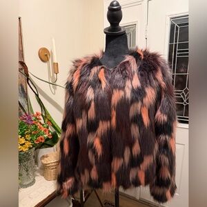 Willow and Clay Stylish Faux Fur open front Jacket Coat - Black and Pink Sz S